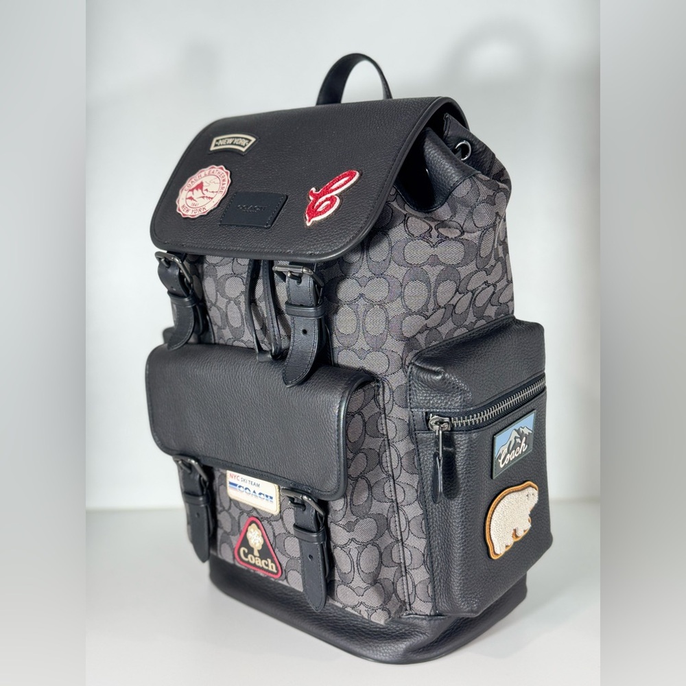 COACH Super Rare SKI EDITION Black and Gray PATCHES Sprint Backpack in signature